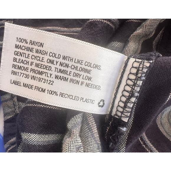 Universal Thread M Button Front Tie Waist Navy Blue Stripe Short Sleeve Top - Picture 4 of 8